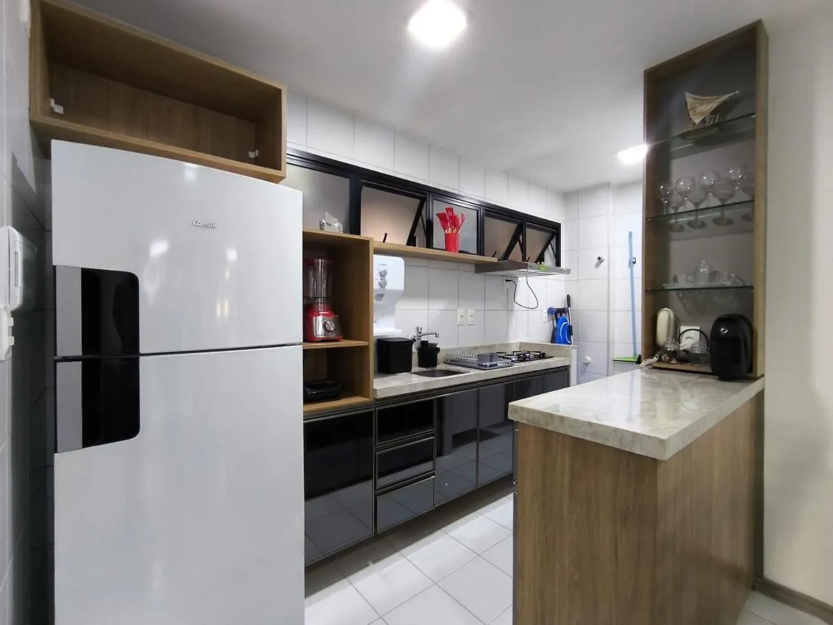 Confortavel Apartamento De 2 Quartos A 100M Da Beira Mar Fortaleza  Brazil